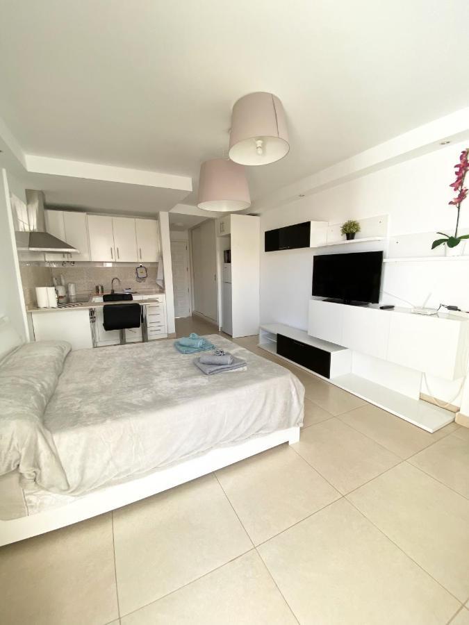 Aloha Summerland Vip Studio Sea & Pool View Los Cristianos  Esterno foto